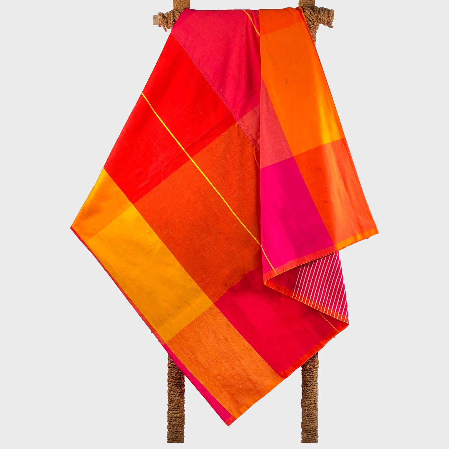 BAREFOOT Handloom Sarong