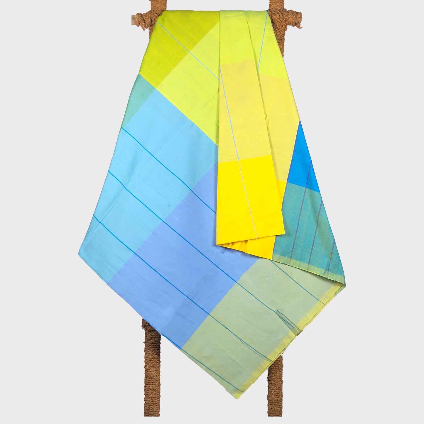 BAREFOOT Handloom Sarong