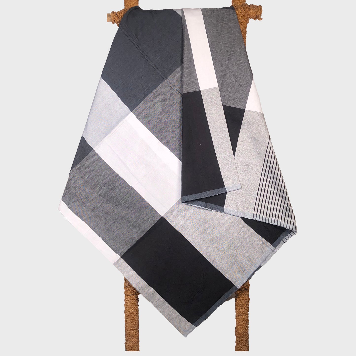 BAREFOOT Handloom Sarong