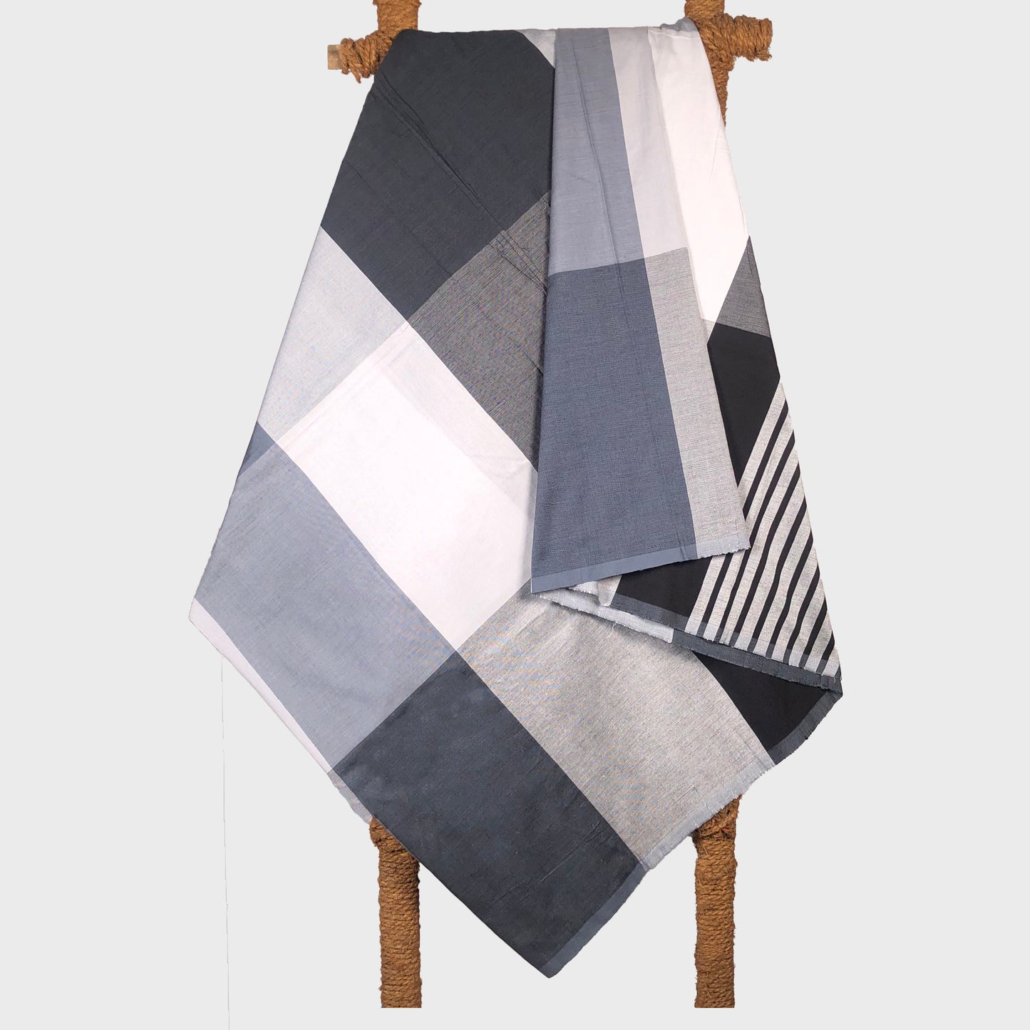 BAREFOOT Handloom Sarong