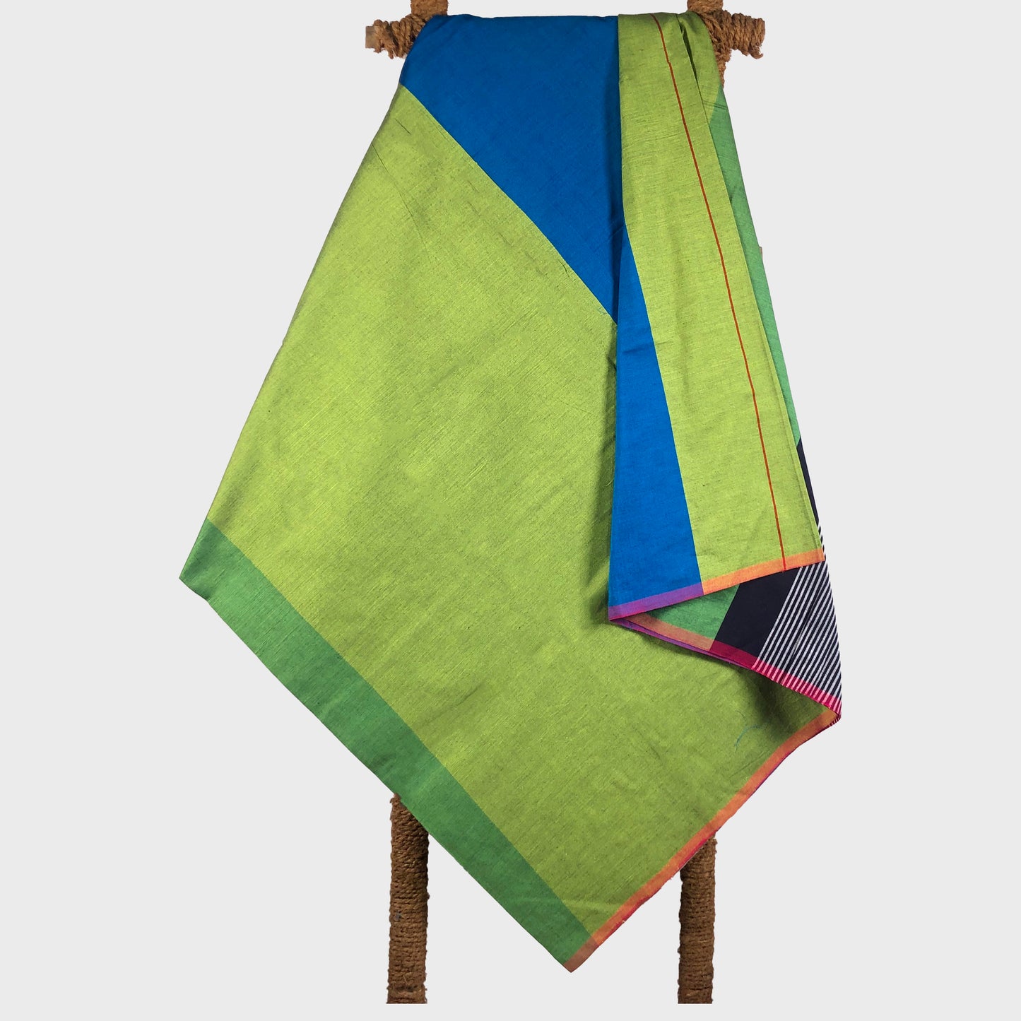 BAREFOOT Handloom Sarong