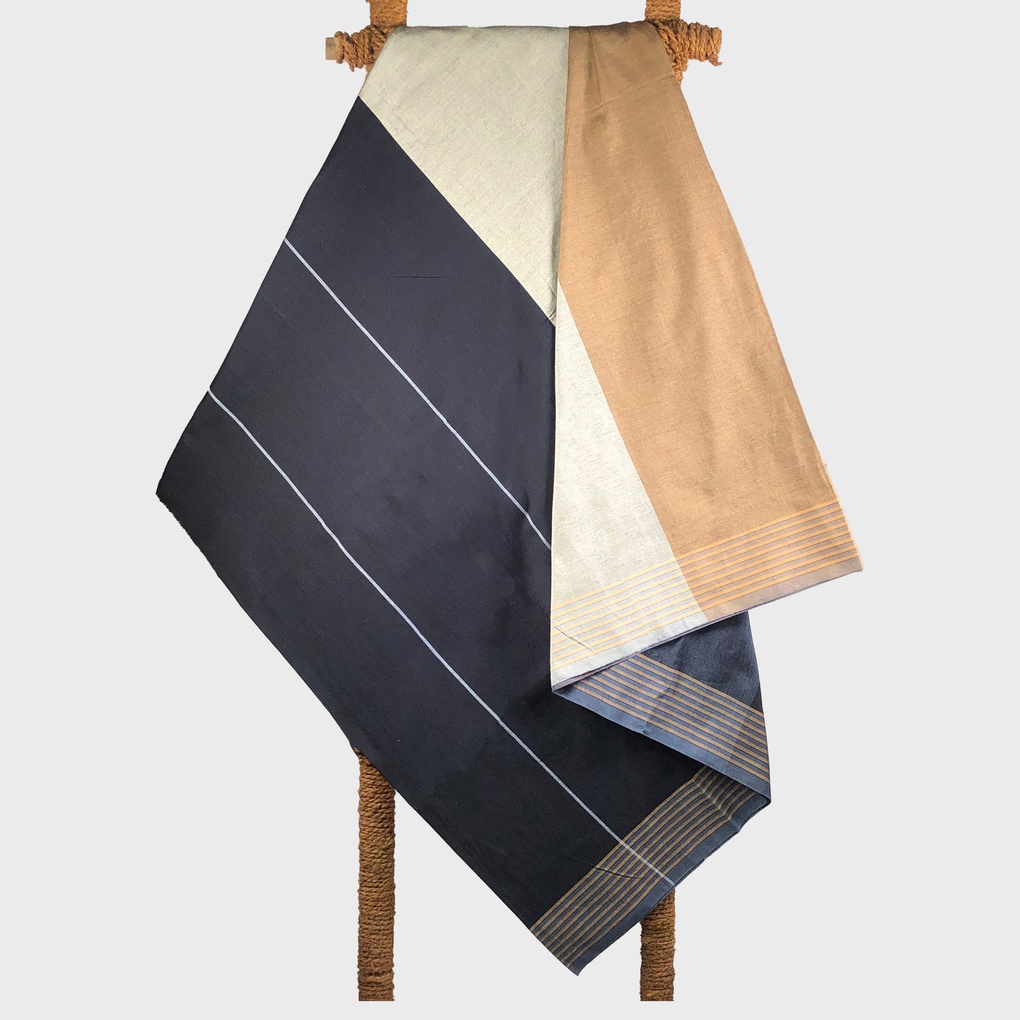 Designer Sarong: Ass's-ear Abalone