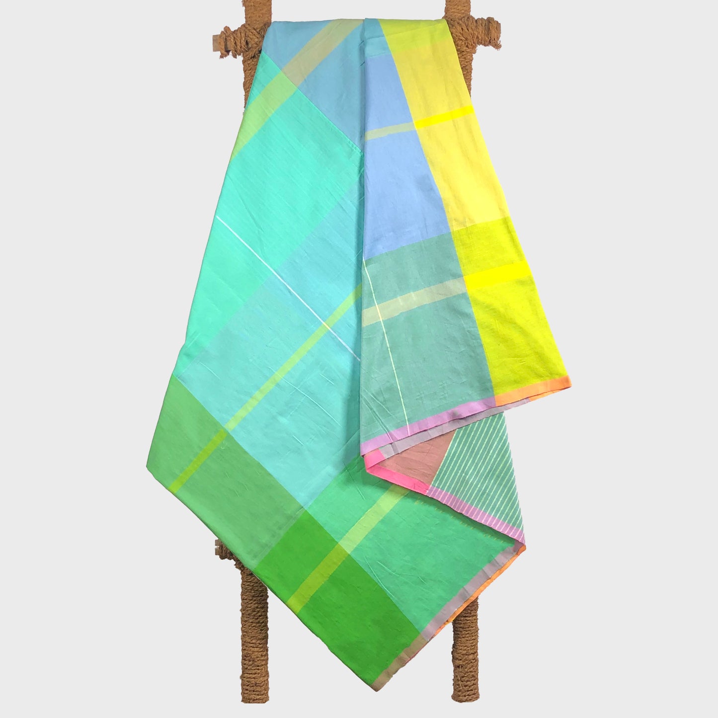 BAREFOOT Handloom Sarong