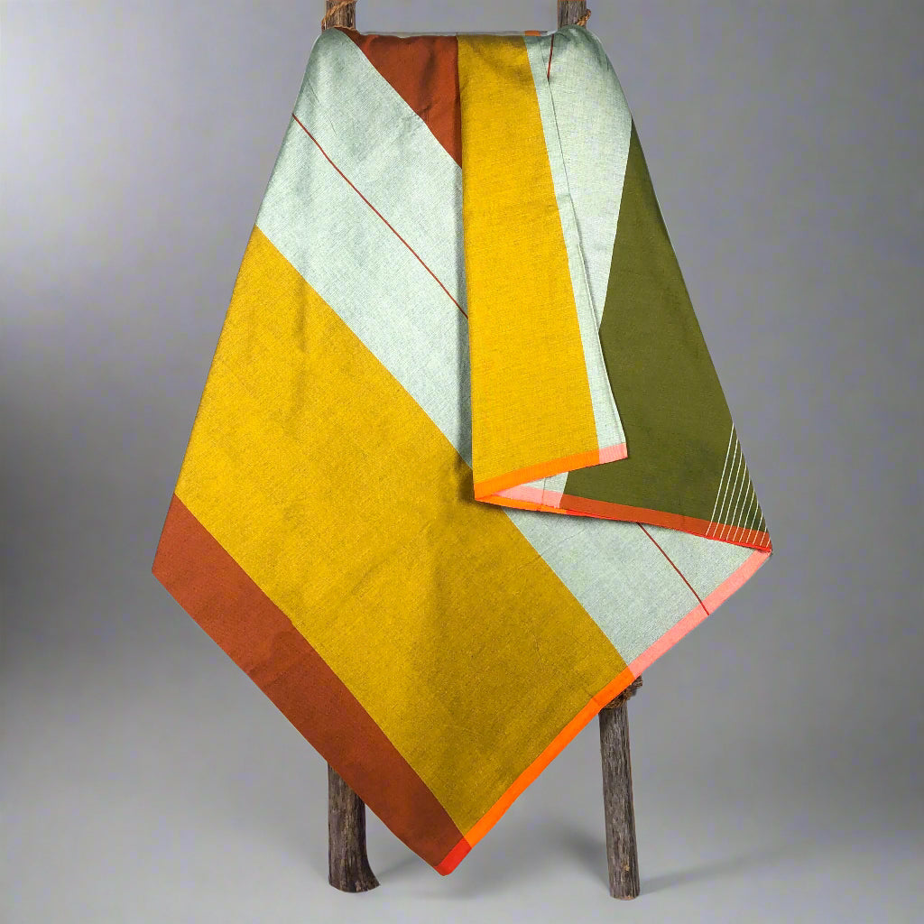 BAREFOOT Handloom Sarong