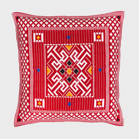 Dumbara Cushion Cover. 18" x 18" / 45cm x 45cm