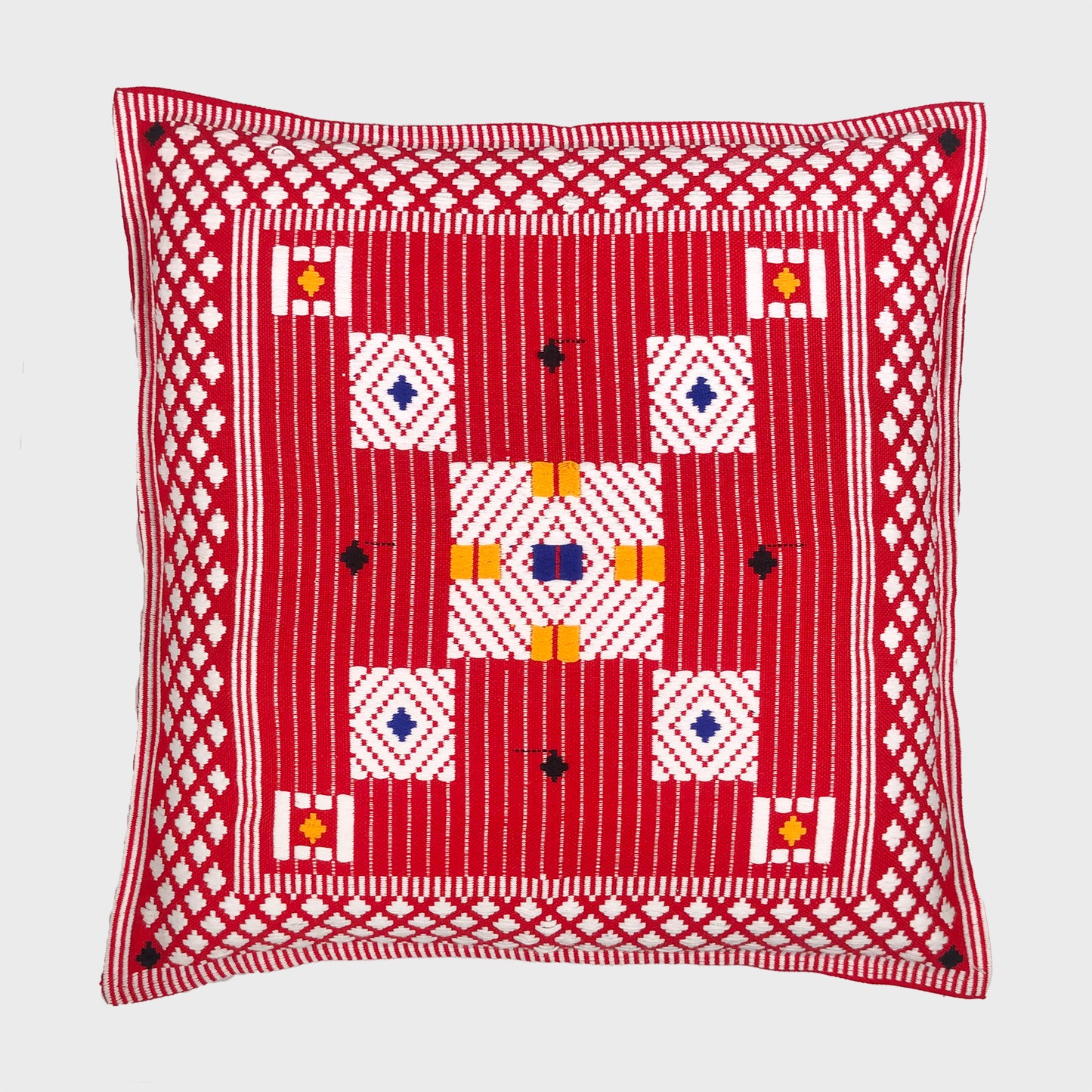 Dumbara Cushion Cover. 18" x 18" / 45cm x 45cm