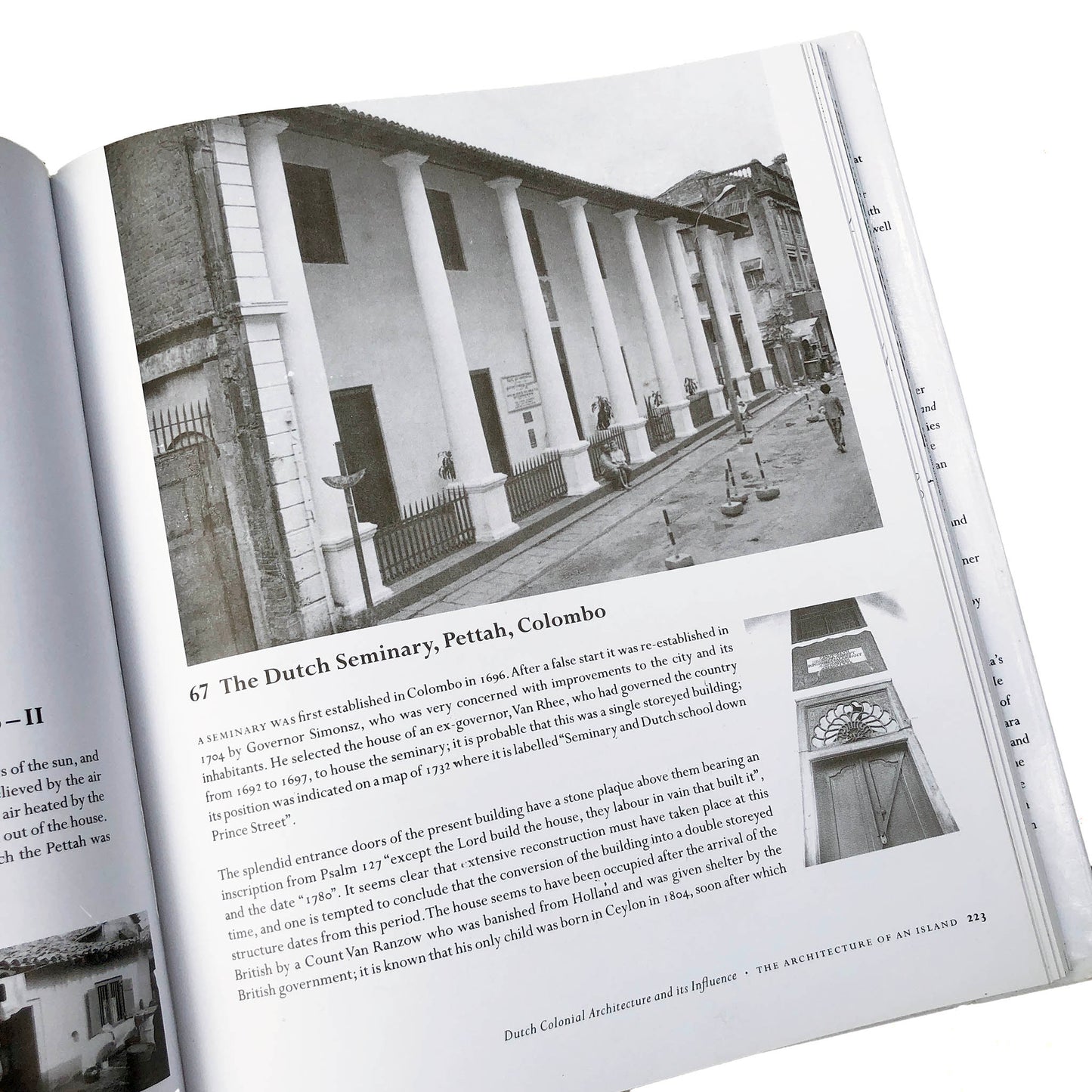 The Architecture of an Island. Ronald Lewcock, Barbara Sansoni & Laki Senanayake