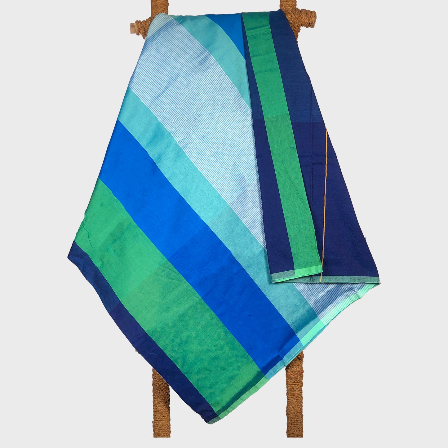 BAREFOOT Handloom Sarong
