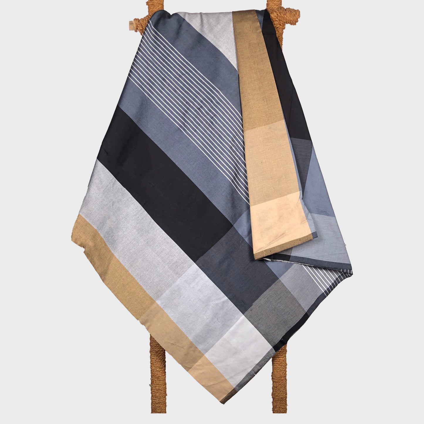 BAREFOOT Handloom Sarong