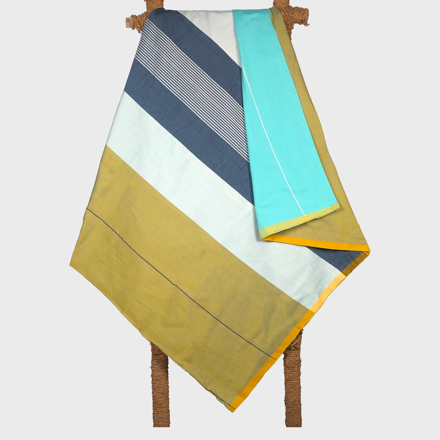 BAREFOOT Handloom Sarong