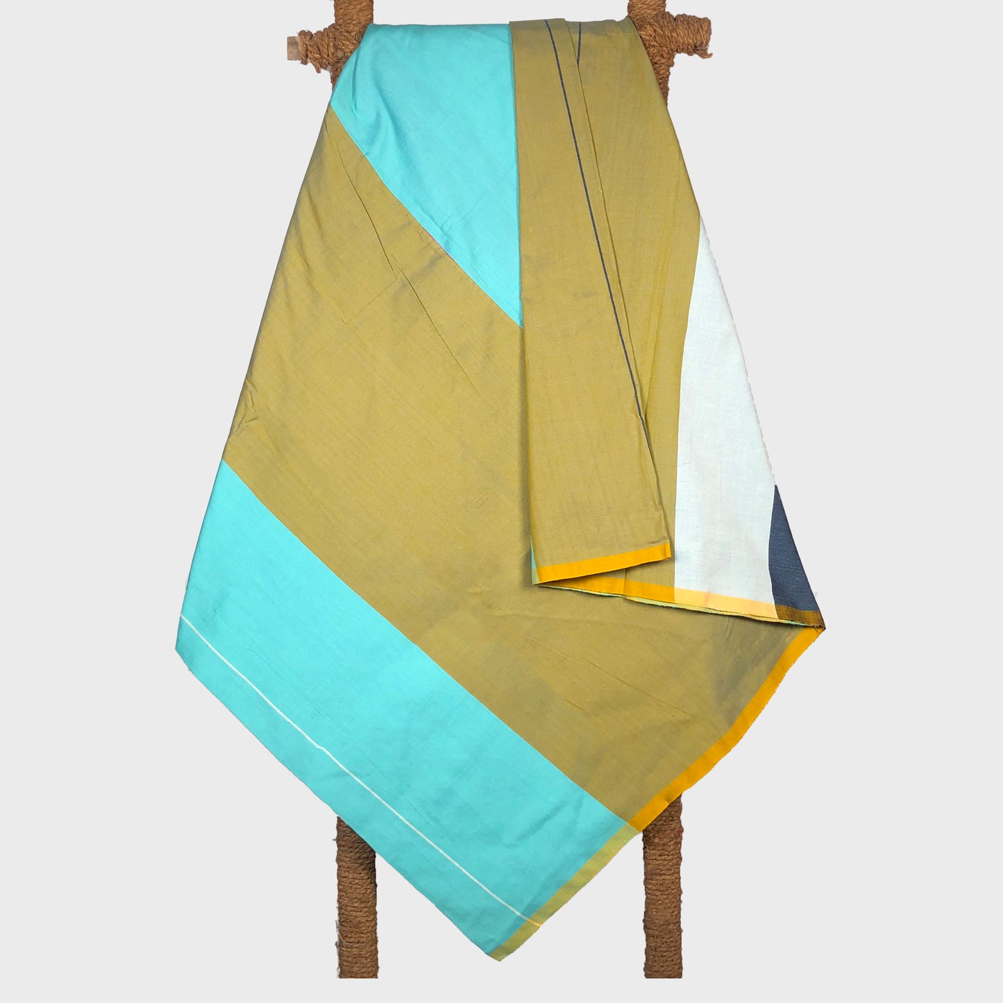 BAREFOOT Handloom Sarong