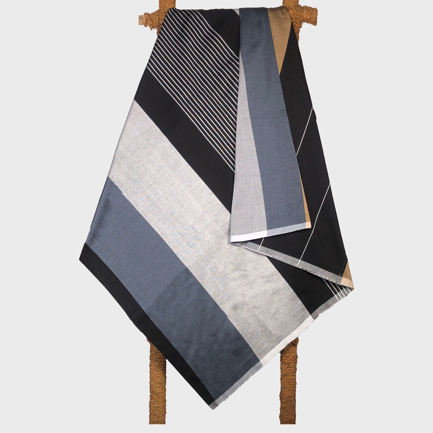 BAREFOOT Handloom Sarong