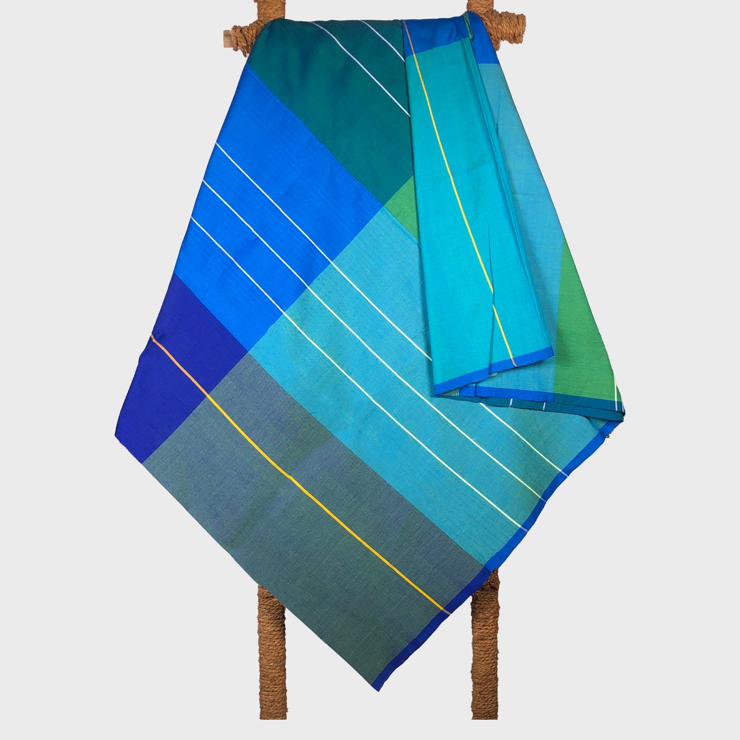 BAREFOOT Handloom Sarong