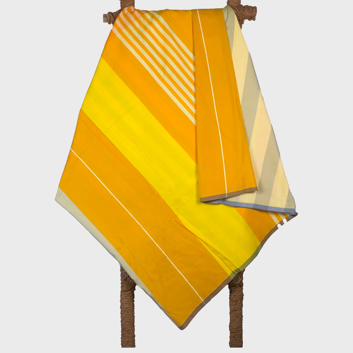 BAREFOOT Handloom Sarong