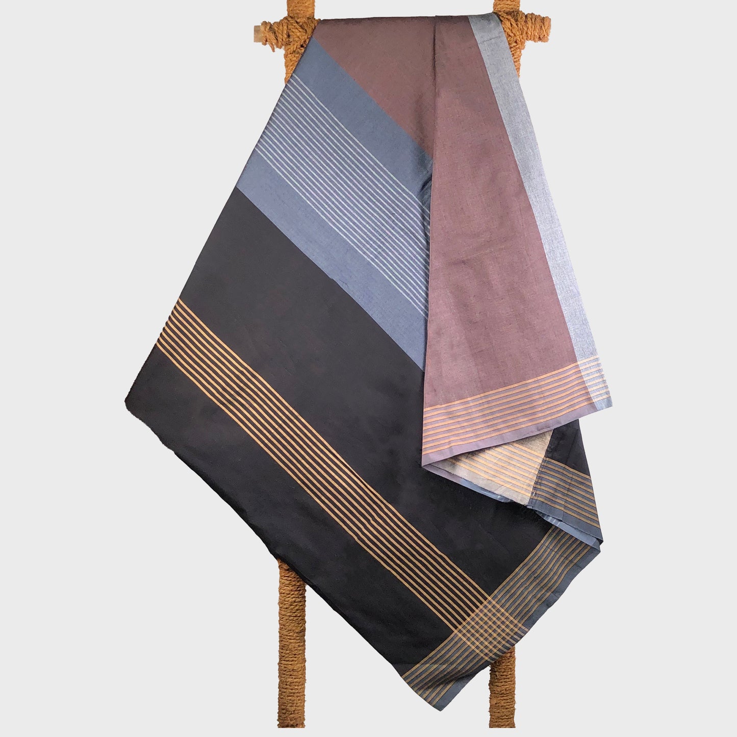 Designer Sarong: Ass's-ear Abalone