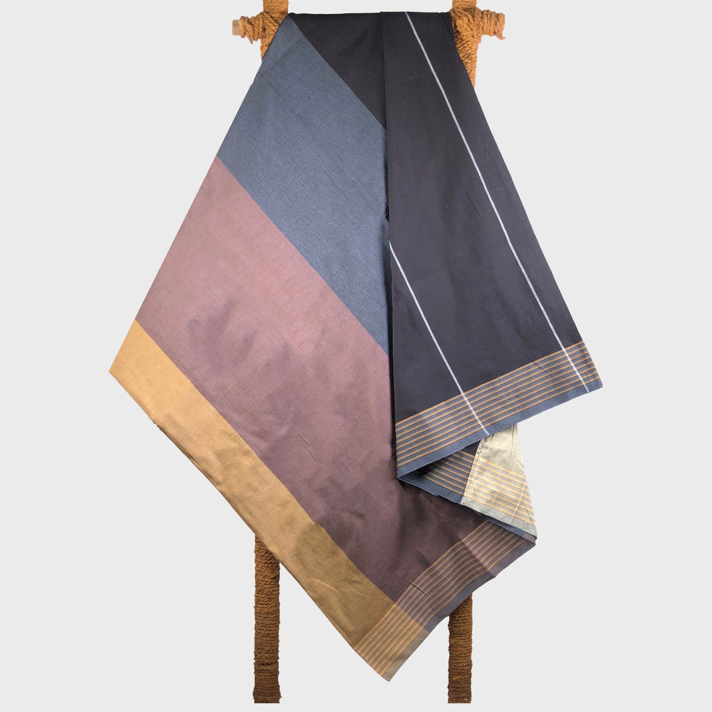 Designer Sarong: Ass's-ear Abalone