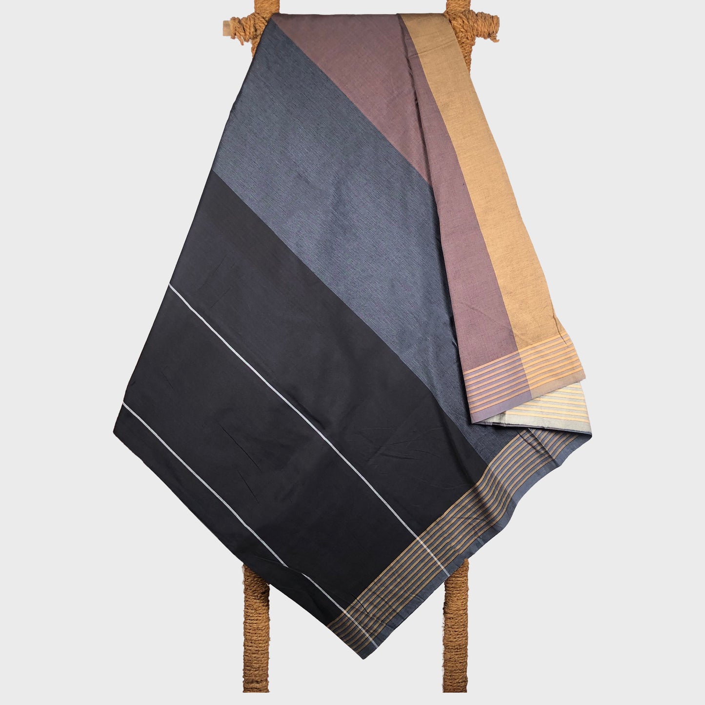 Designer Sarong: Ass's-ear Abalone