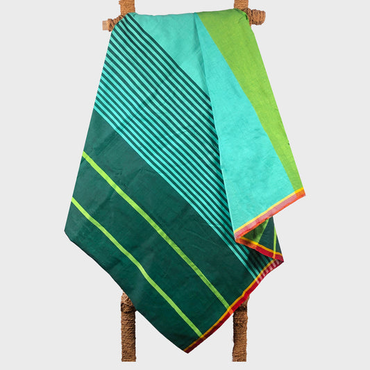 Designer Sarong: Ceylon Small Barbet