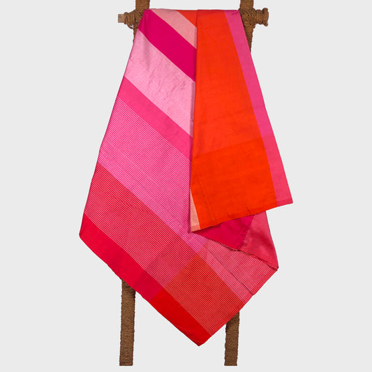 Designer Sarong: Pink Jewel Anemone