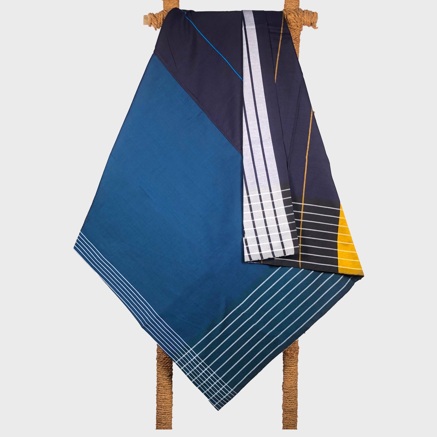Designer Sarong: Powderblue Surgeon Fish