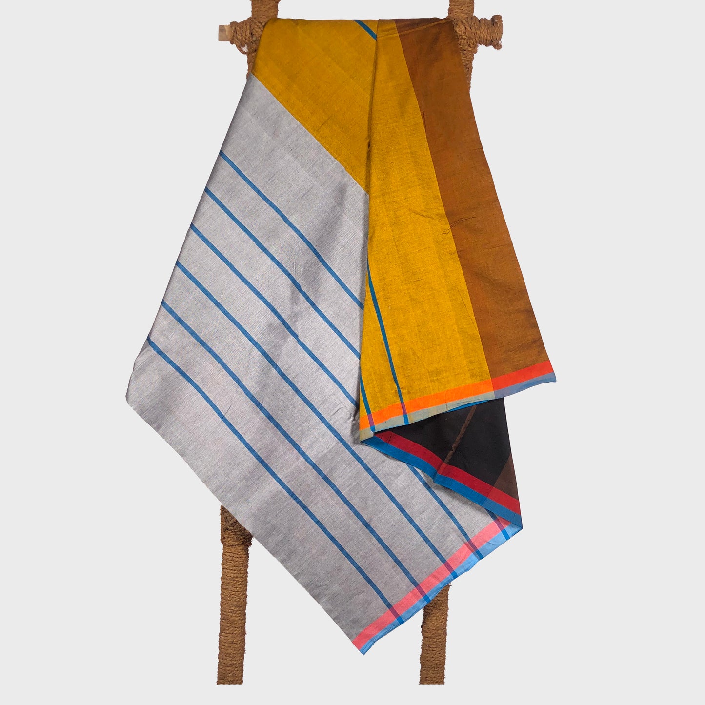 Designer Sarong: Queen Coris