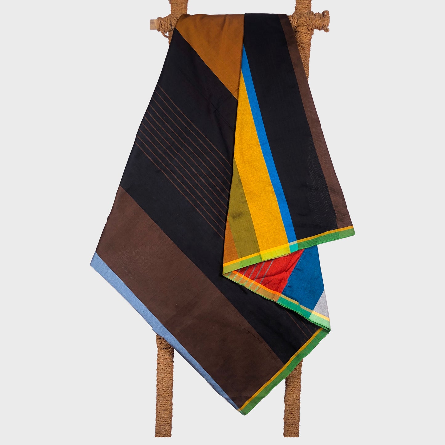 Designer Sarong: Queen Coris