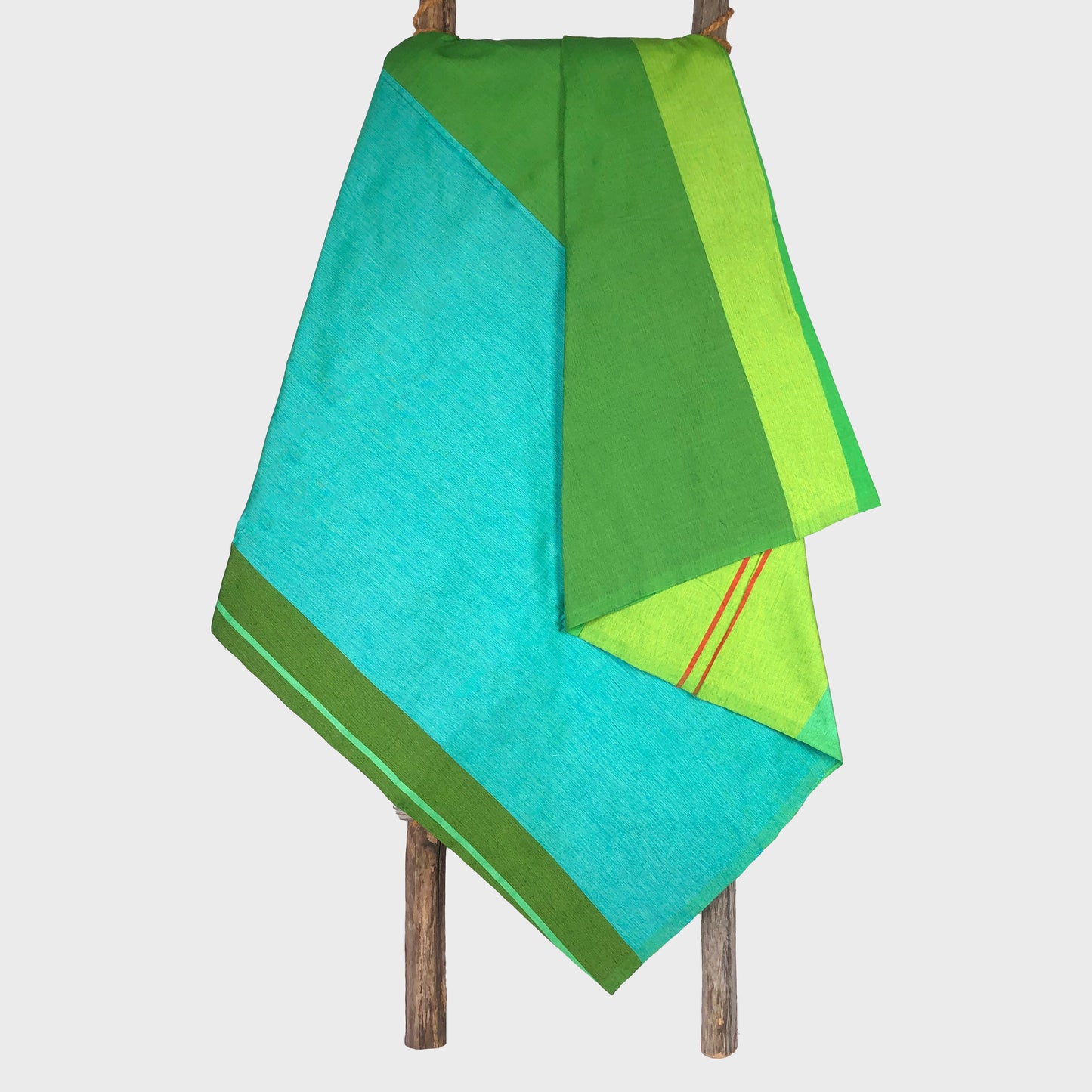 Designer Sarong: Ceylon Small Barbet