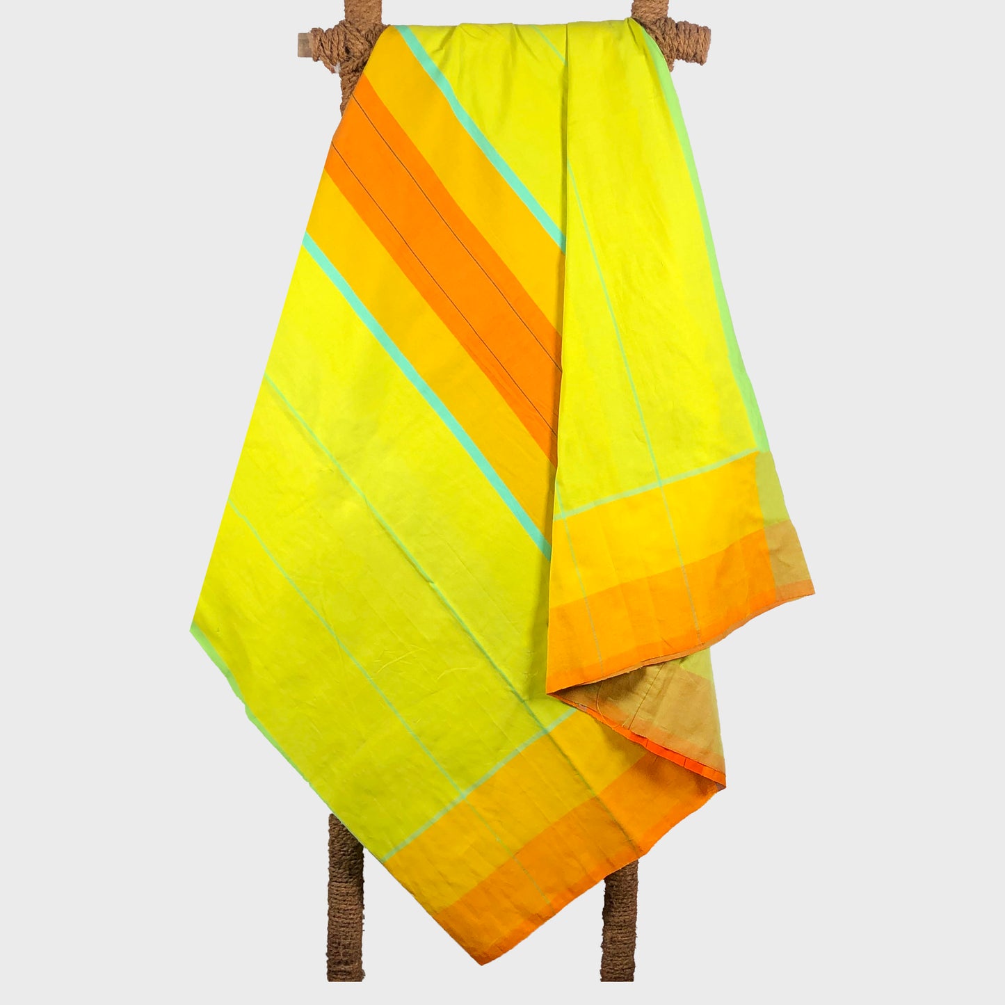 BAREFOOT Handloom Sarong
