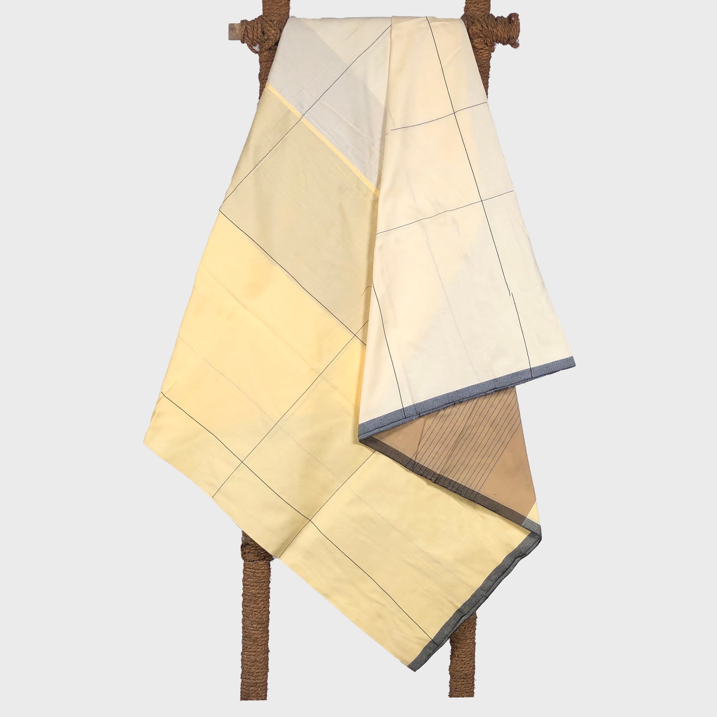 BAREFOOT Handloom Sarong