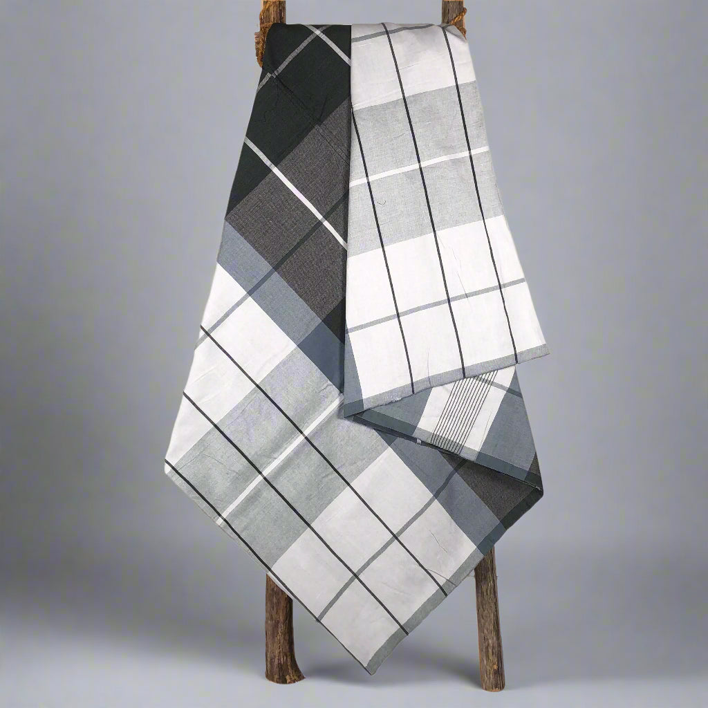 BAREFOOT Handloom Sarong