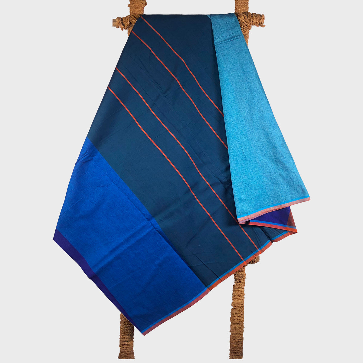 Designer Sarong: Ceylon Blue Oak Leaf