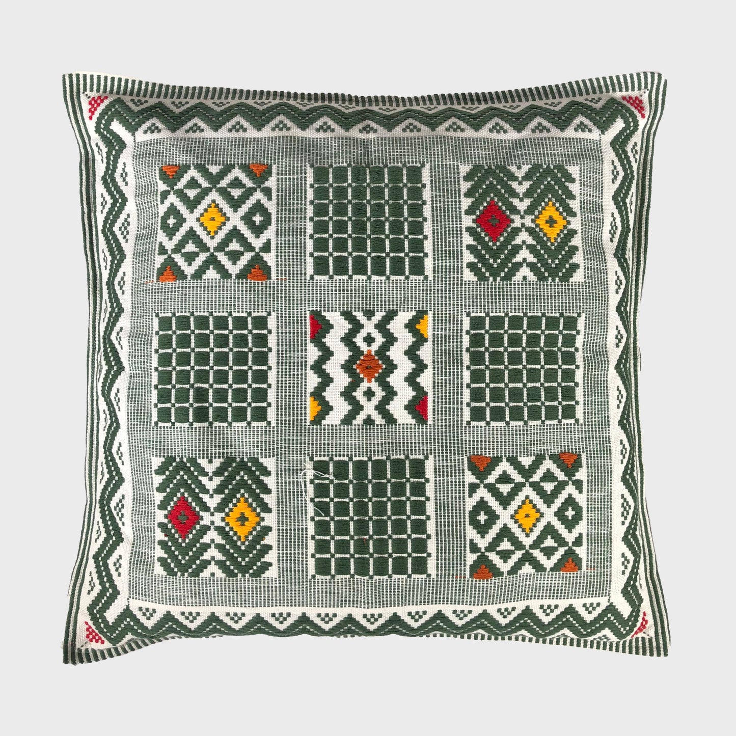 Dumbara Cushion Cover (18"x18"/ 45x45cm)