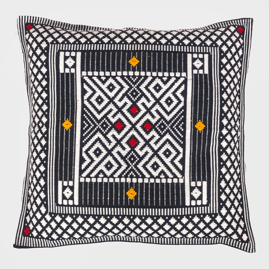 Dumbara Cushion Cover. 18" x 18" / 45cm x 45cm