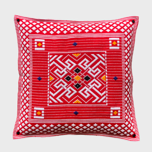 Dumbara Cushion Cover. 18" x 18" / 45cm x 45cm