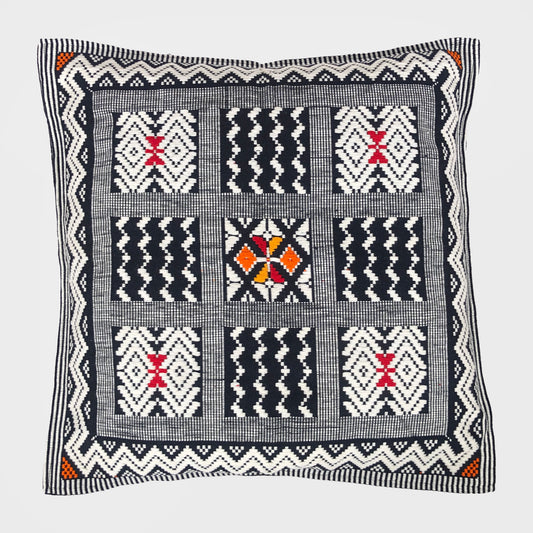 Dumbara Cushion Cover. 18" x 18" / 45cm x 45cm