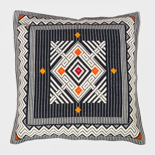 Dumbara Cushion Cover. 18" x 18" / 45cm x 45cm