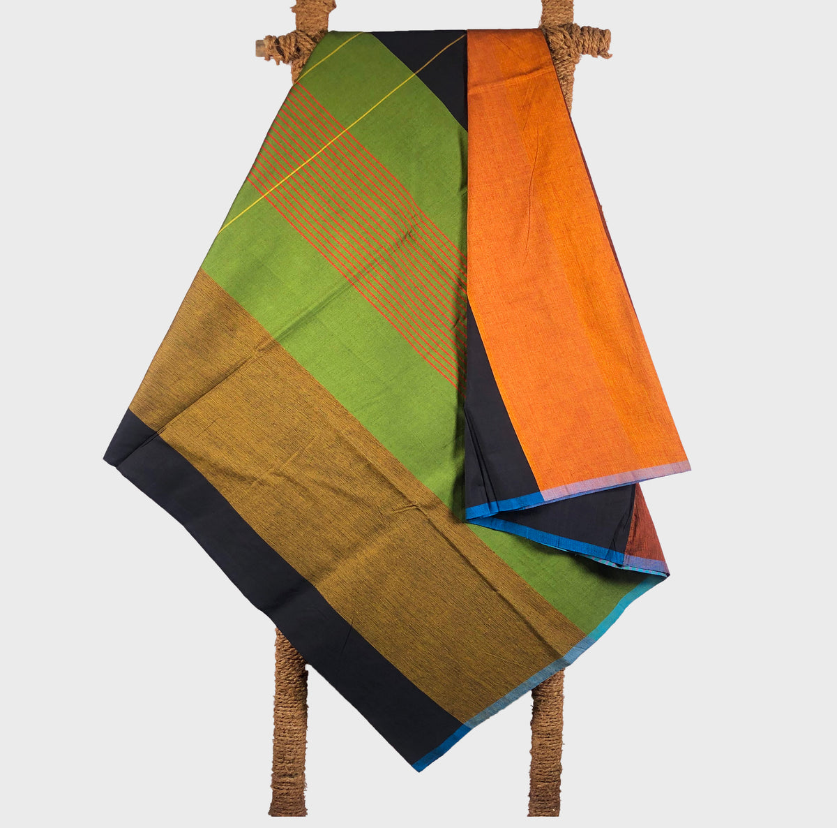 Designer Sarong: Gaudy Baron