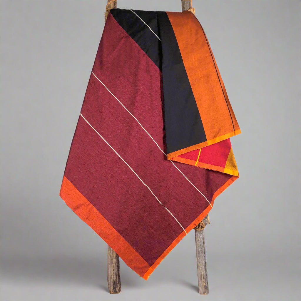 Designer Sarong: Plain Tiger