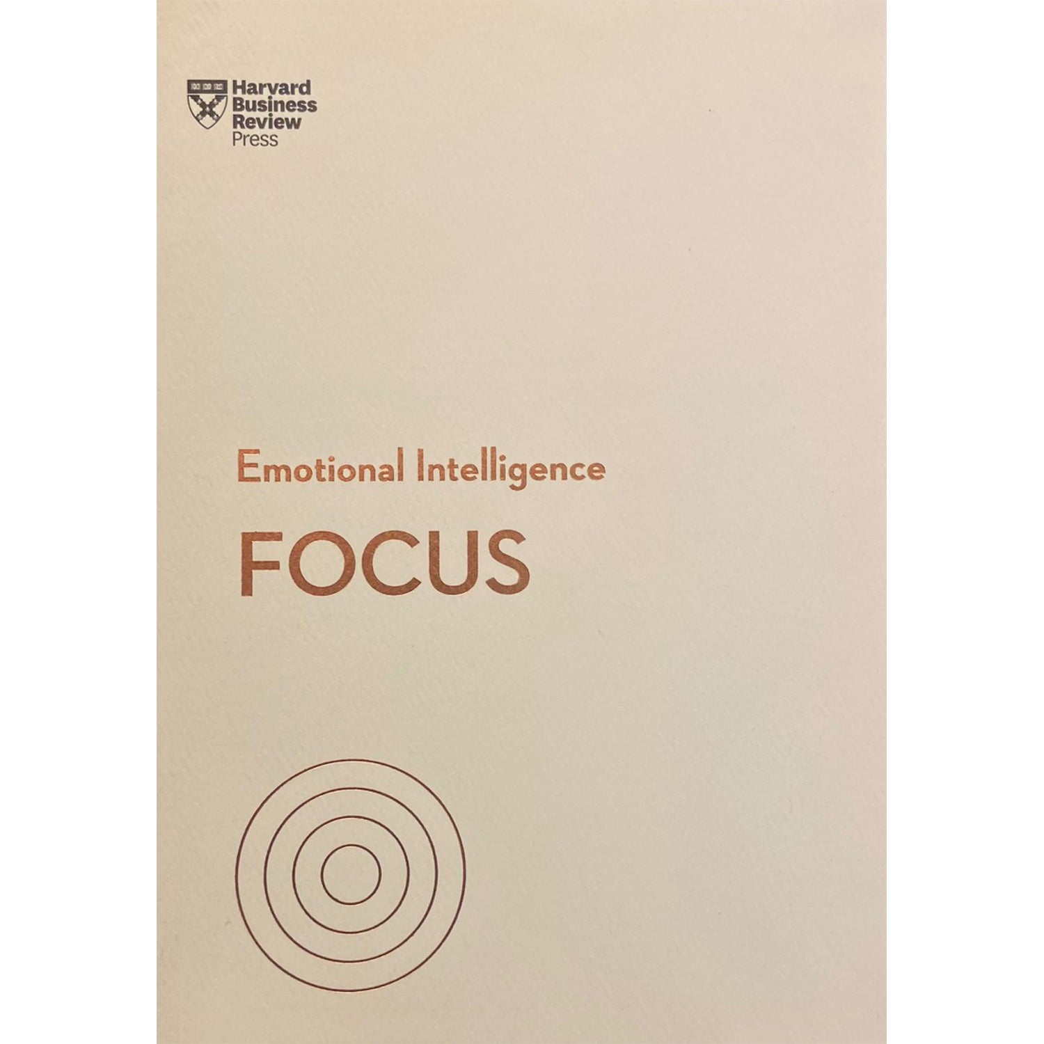 Focus (HBR Emotional Intelligence Series) – BAREFOOT