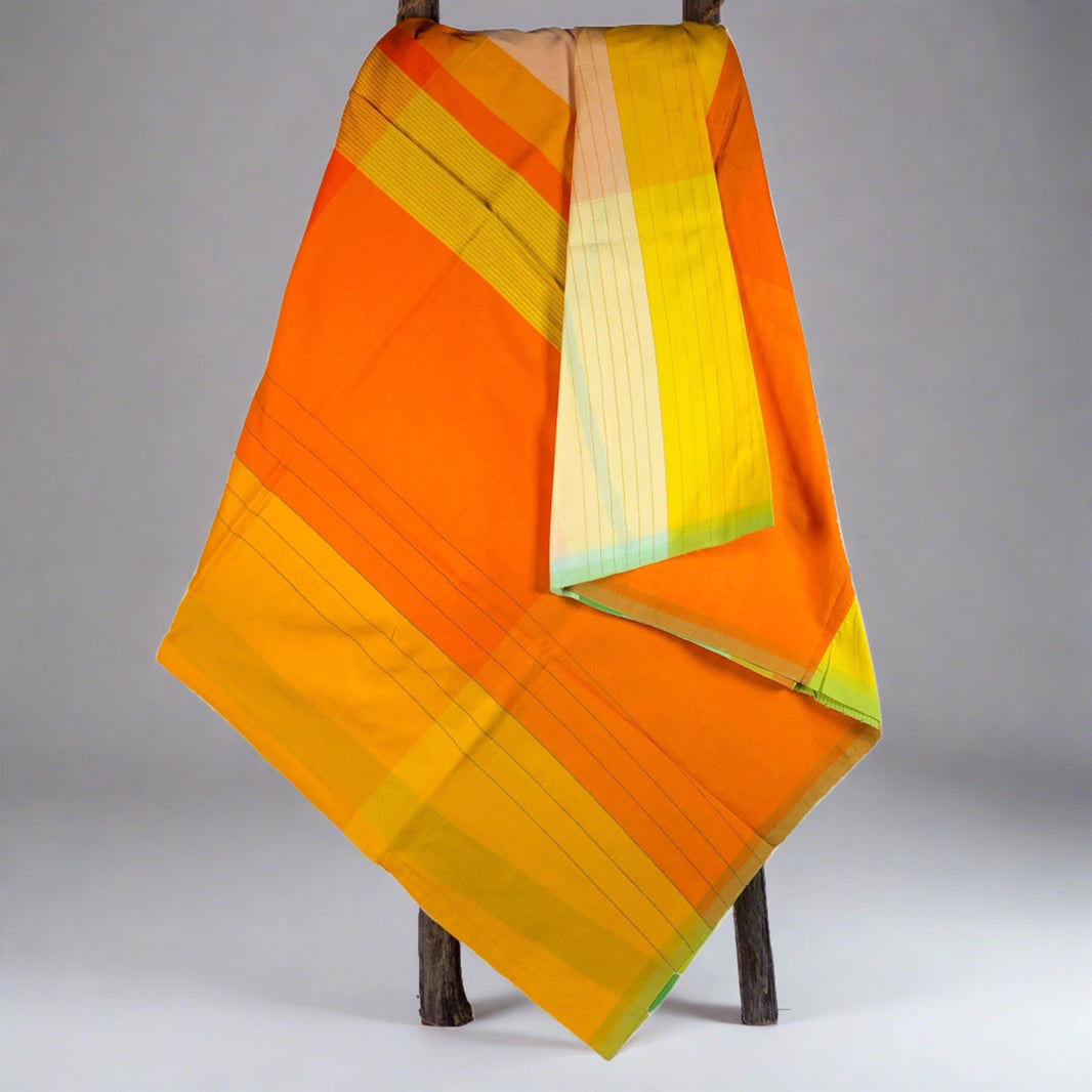 BAREFOOT Handloom Sarongs. Sri Lanka