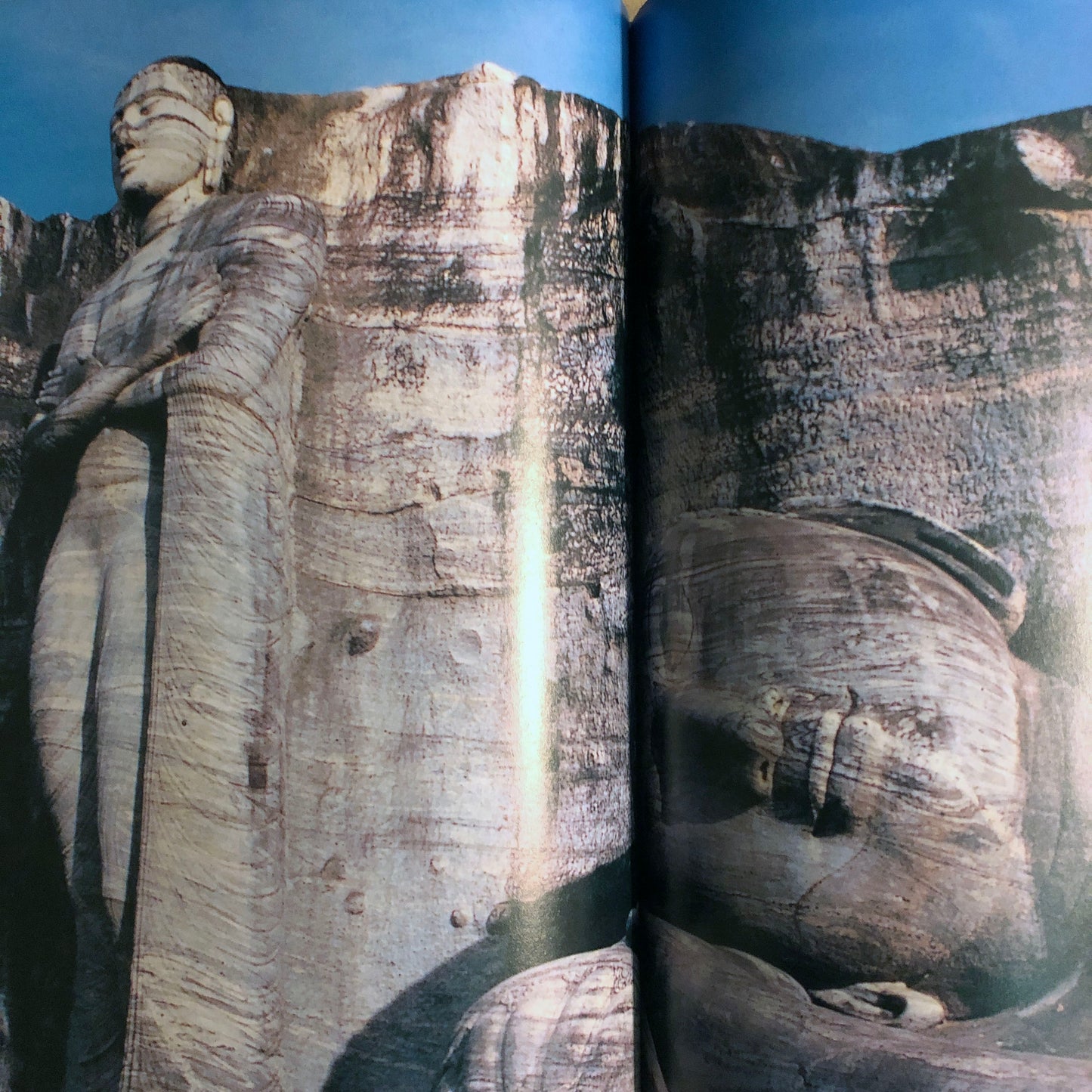 Eloquence in Stone: The Lithic Saga of Sri Lanka by Sinharaja Tammita-Delgoda, Nihal Fernando